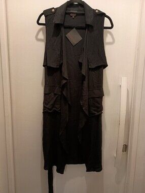 Haute Fox, Black Sleeveless Duster Vest. Size Small